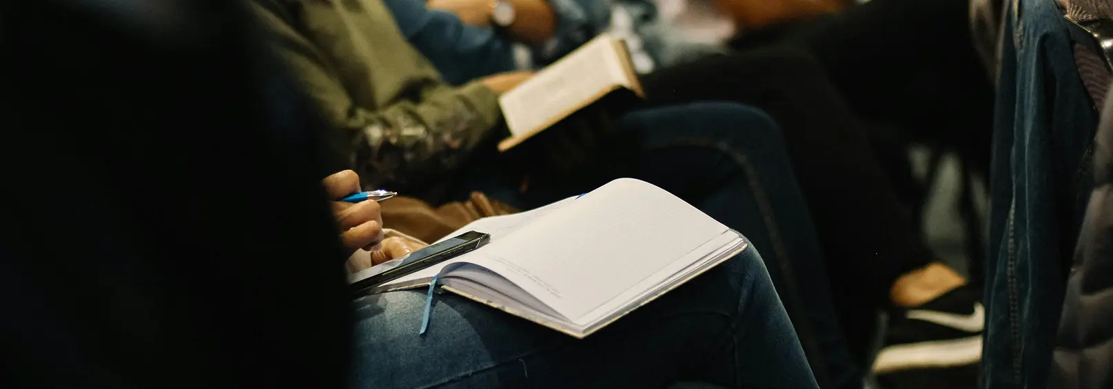 CX & Strategy Consulting